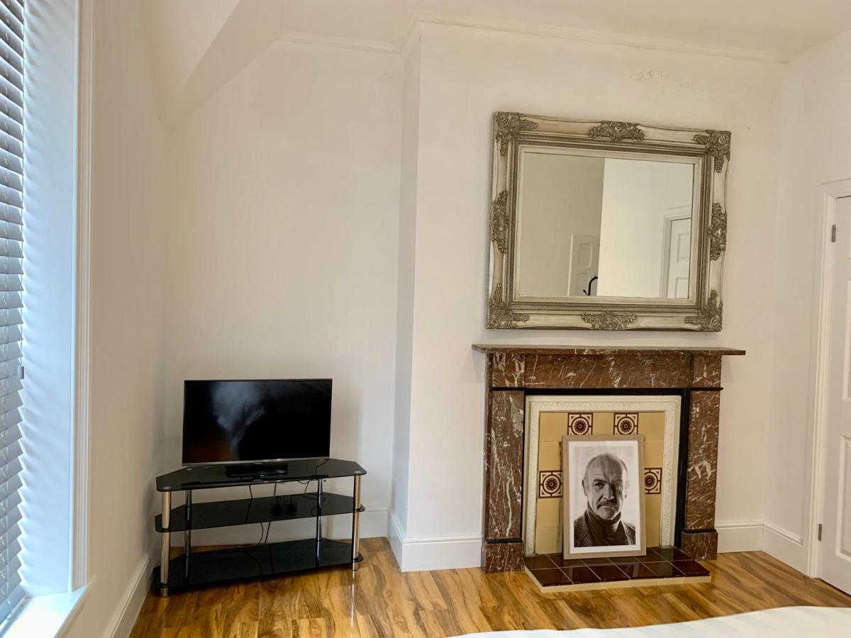 Lytham St Annes, A Spacious, High End, One Bedroomed Apartment 5 Buitenkant foto