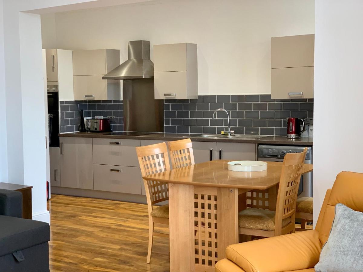 Lytham St Annes, A Spacious, High End, One Bedroomed Apartment 5 Buitenkant foto