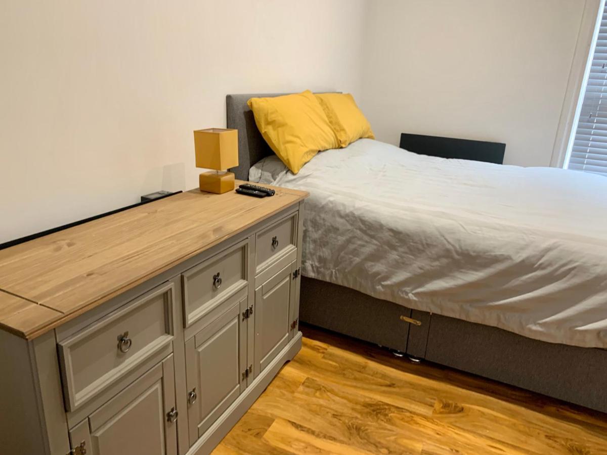 Lytham St Annes, A Spacious, High End, One Bedroomed Apartment 5 Buitenkant foto